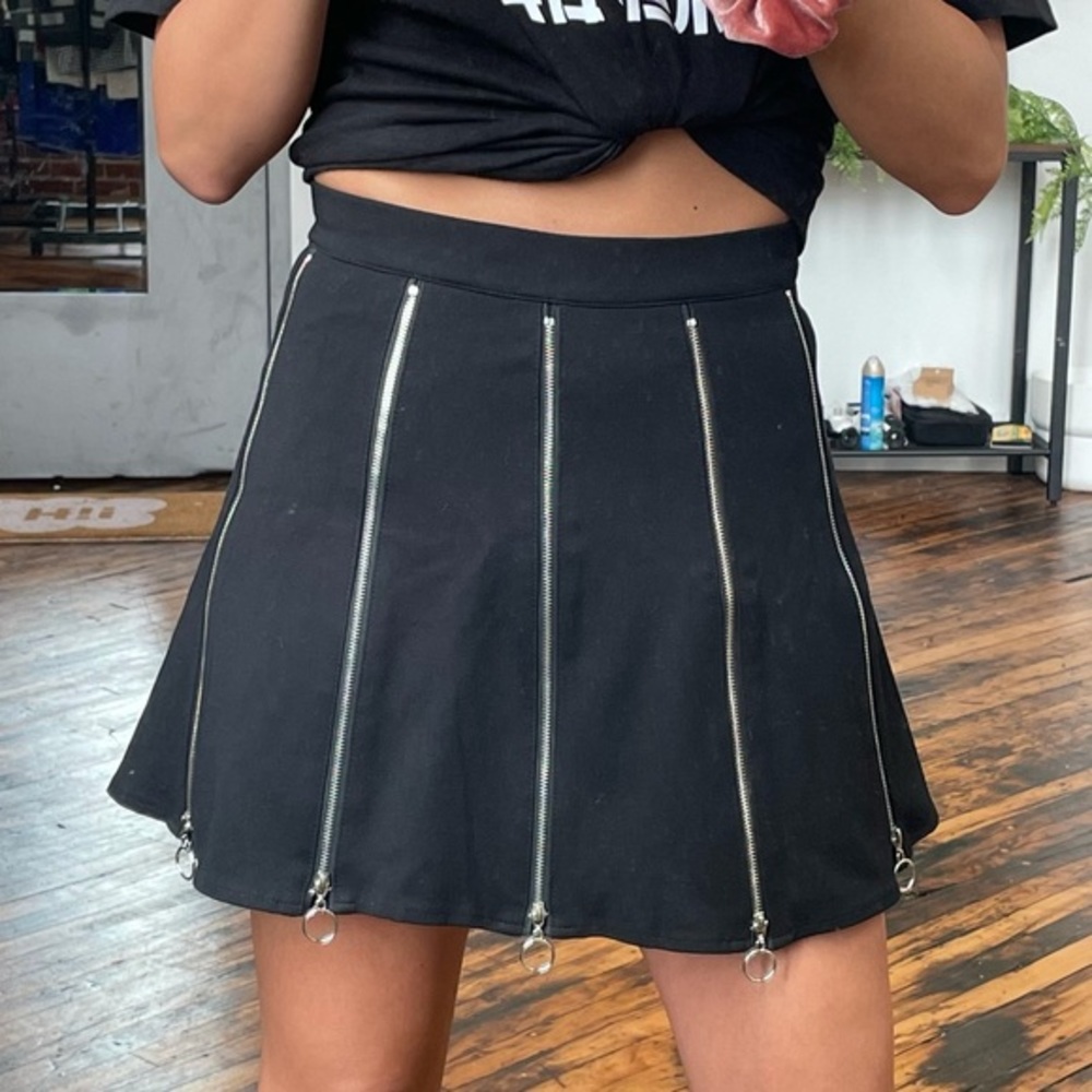 black zipper front mini skirt s